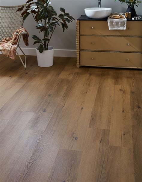 Signature - Natural Honey Oak | Direct Wood Flooring