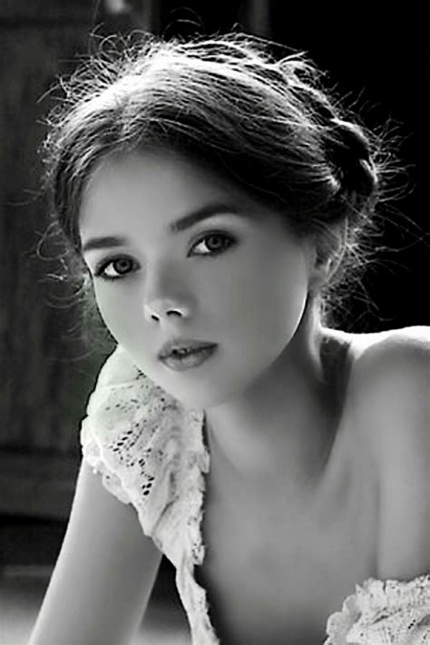 BELLEZA Y ATRACTIVO SUTIL TIENE LA CHICA VIRGO. | Art photography women ...