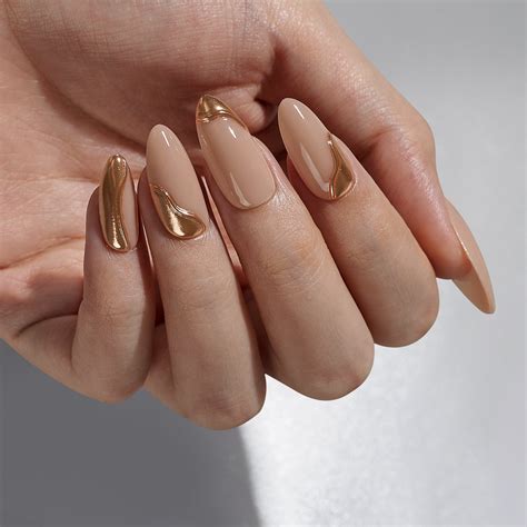 20 Summer Trendy Almond Nail Designs To Try - BTArtbox Nails