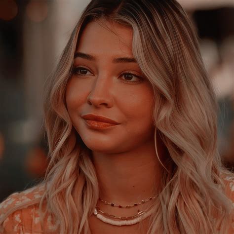 Sarah Cameron Outer Banks Icon | Atores americanos, Garotas americanas ...