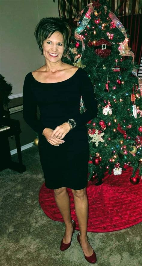 Mature Ladies Dressed And Sexy