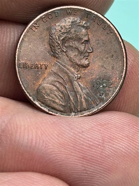 1982 D small date penny : r/coins