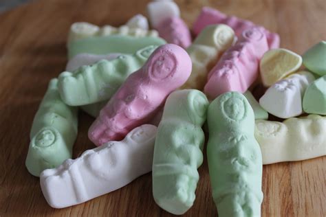 Try unique food in New Zealand - Backpacker Bus New Zealand