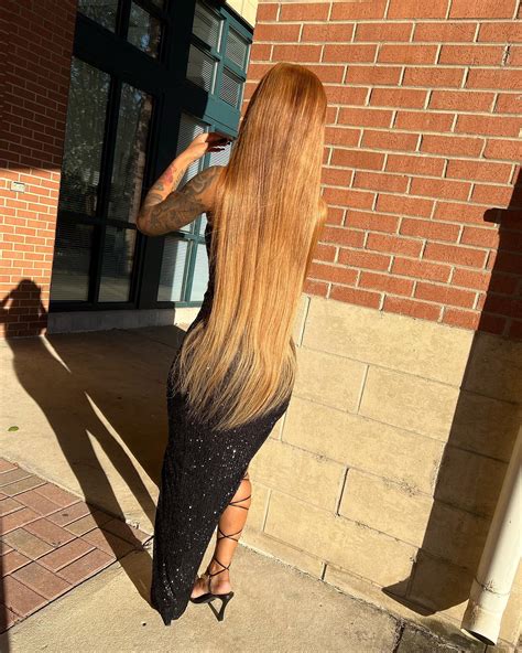 Liyah Hicks🧚🏽‍♀️. | & here’s cheers to 21 🥂🖤. #21stbirthday | Instagram