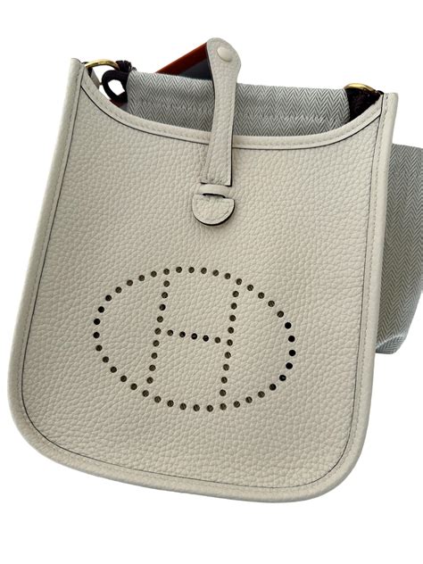 Hermès Evelyne TPM NATA 16 Clemence Gold Hardware For Sale at 1stDibs