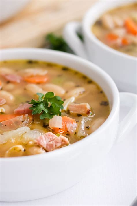 Leftover Ham and Cannellini Bean Soup - xoxoBella