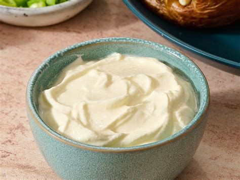 Homemade Sour Cream: Simple, Creamy & Better Than Store-Bought - Recipe ...