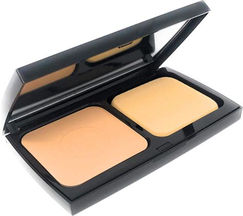 Amazon.com : Merle Norman Total Finish Foundation - Delicate Beige ...