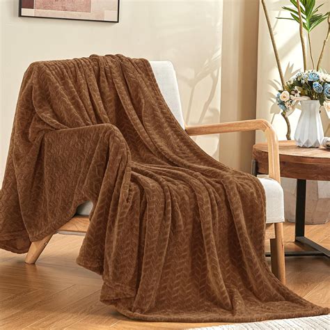 Amazon.com: inhand Fleece Twin Blanket for Bed Chocolate Brown Throw ...