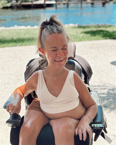 Alex Dacy | 🦋💓🌴 🫶🏼🌊 | Instagram