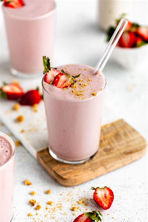 Strawberry Banana Protein Shake - Eat With Clarity