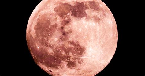The Strawberry Full Moon In Sagittarius 2025 Is Here