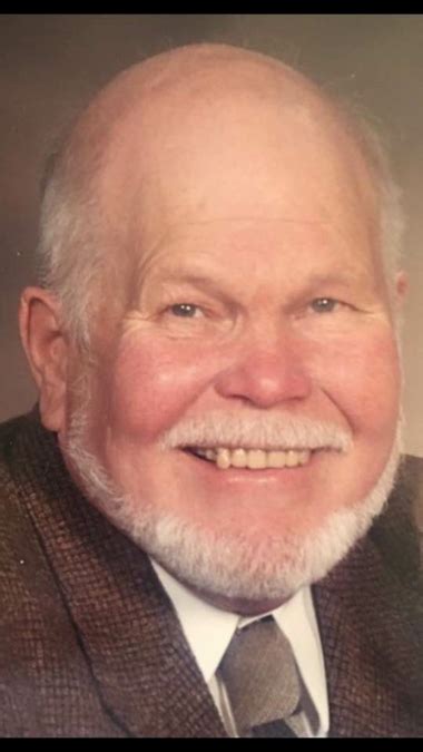 WILLIAM HILL Obituary - NEGAUNEE, MI | Koskey Funeral Home Inc.