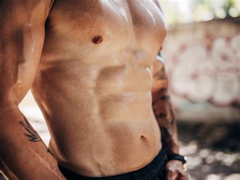 Try This 10-Minute Abs Workout to Build a Six-Pack Fast - Men's Fitness