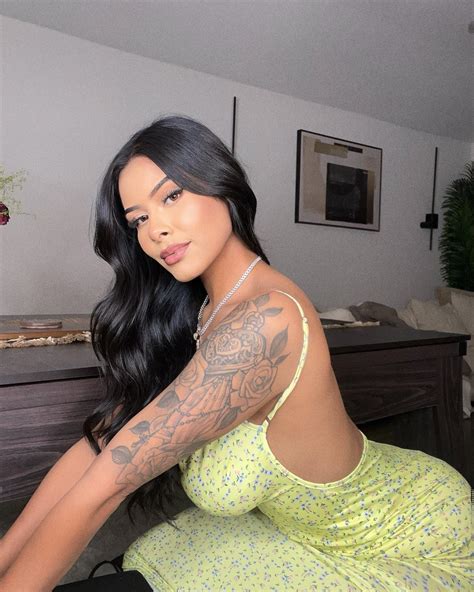 L’sie (@elsaaababy) • Instagram photos and videos