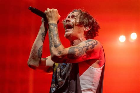 Van Halen: The Legendary Rock Band’s Members, Music, and More