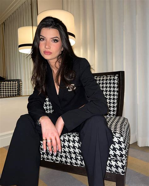 Ellie Zeiler's Profile, Net Worth, Age, Height, Relationships, FAQs