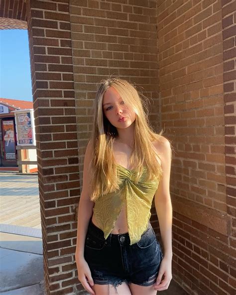 eleni vasilakos (@eleni.vasilakos) • Instagram photos and videos