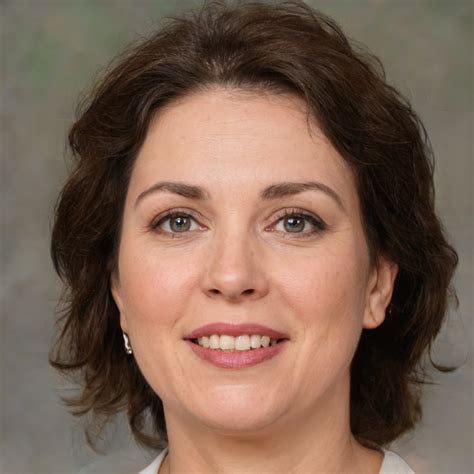 "Double-Lined Lips: Absolute Techniques for a Fuller Pout in 2025"