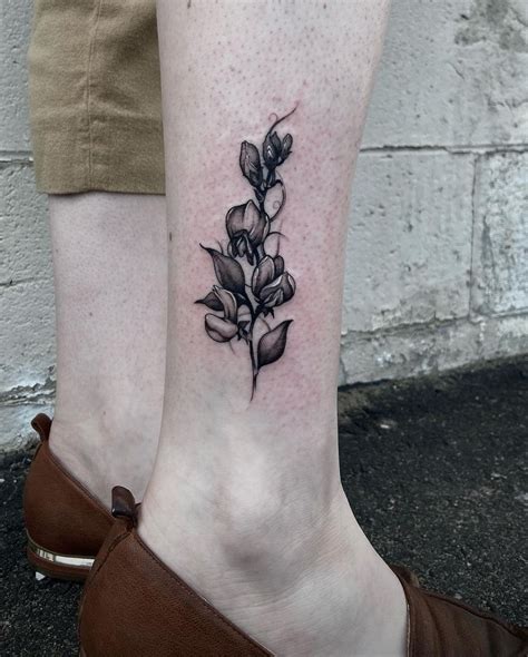 April Birth Flower Tattoos: Daisy and Sweet Pea Tattoos