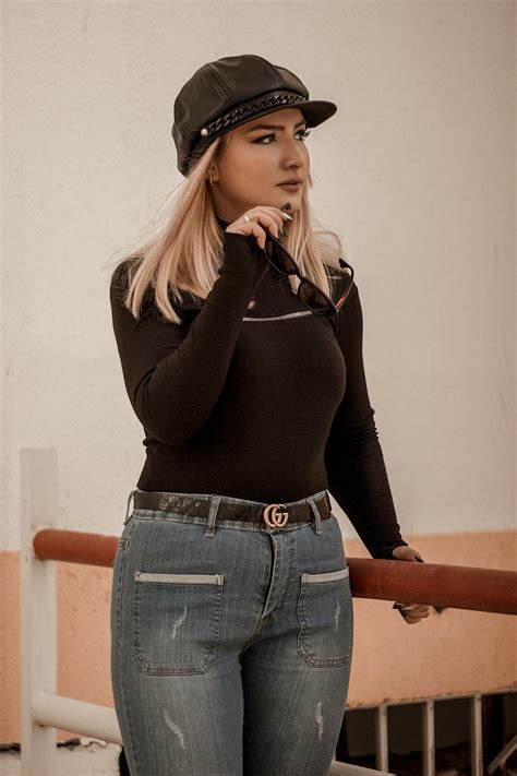 Blonde+Legs+Spread Photos, Download The BEST Free Blonde+Legs+Spread Stock Photos & HD Images