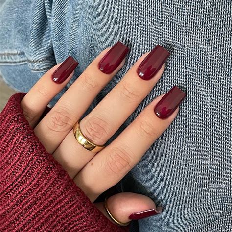 14 Trendy Burgundy Chrome Nails | Mummy Time