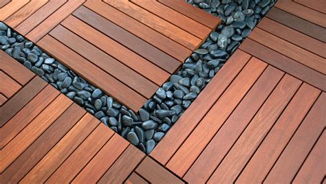 Wood deck tiles - madeFlex