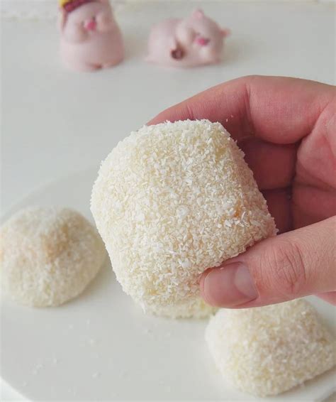 Mango Mochi Recipe (Mango Lo Mai Chi) - Nana With Chopstick