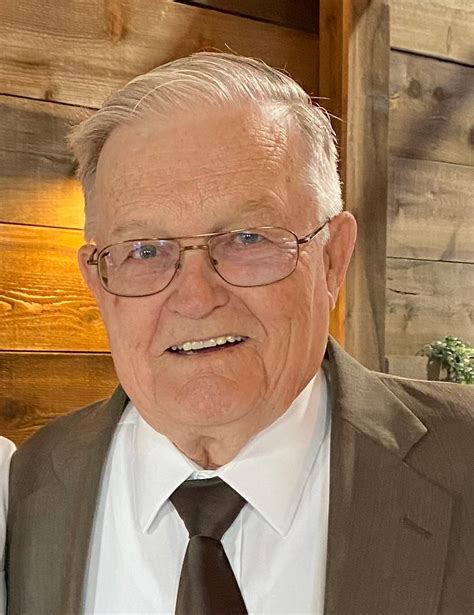 Earl Dial - 2021 - Nalder Funeral Home