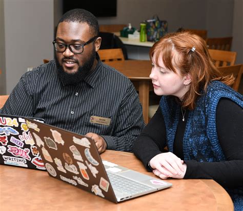 SU Academic Centers Help First-Year Students Bridge COVID-19 Education ...