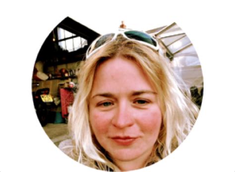 Sarah Davey's Instagram, Twitter & Facebook on IDCrawl