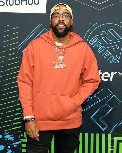 Scottie Pippen and Michael Jordan's Feud: Everything to Know | Us Weekly