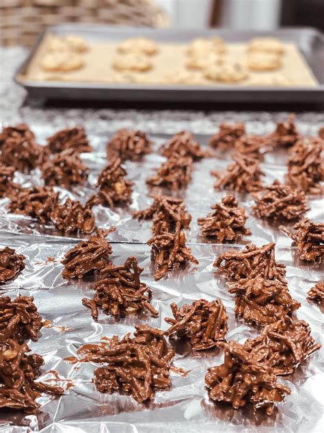 Easy No Bake Christmas Cookies - White Lilac Farmhouse