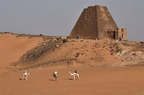 In photos: The forgotten Nubian pyramids of Sudan | Daily Sabah