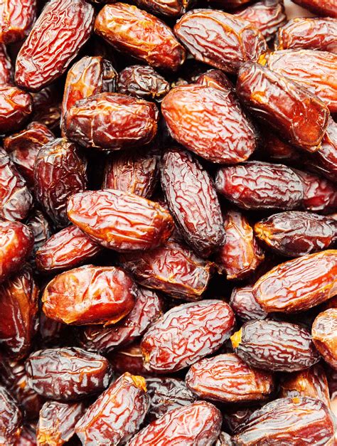 Dates Debunked: Are They Actually Healthy? | Live Eat Learn