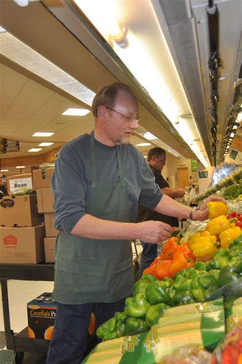 Fairchild commissary holding sale at Moses Lake u003e Fairchild Air Force ...