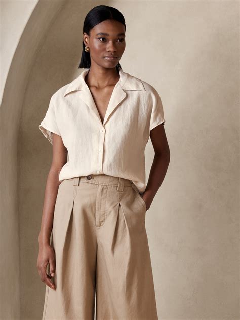 Clara Linen Short-Sleeve Shirt | Banana Republic