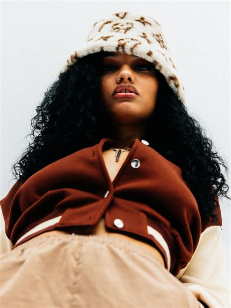 Big Buttocks Black Girls Photos, Download The BEST Free Big Buttocks ...