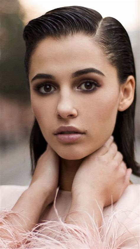 1082x1920 Naomi Scott Aka Jasmine Aladdin Actress 1082x1920 Resolution ...