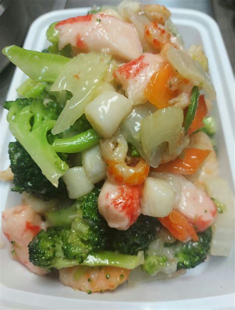 Seafood Delight – Reunion Chinese Restaurant