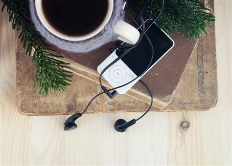 Top 6 Best MP3 Players in 2024 - Your Portable Music Guide
