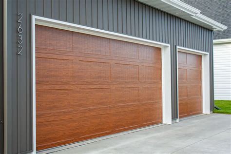Long Panel Carriage ThermoSteel™ – Warren Overhead Door