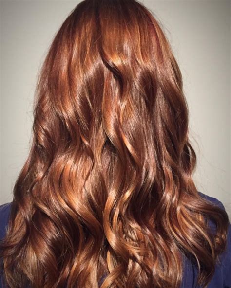 Joining the craft of hairdressing with an exceptional salon experience ...