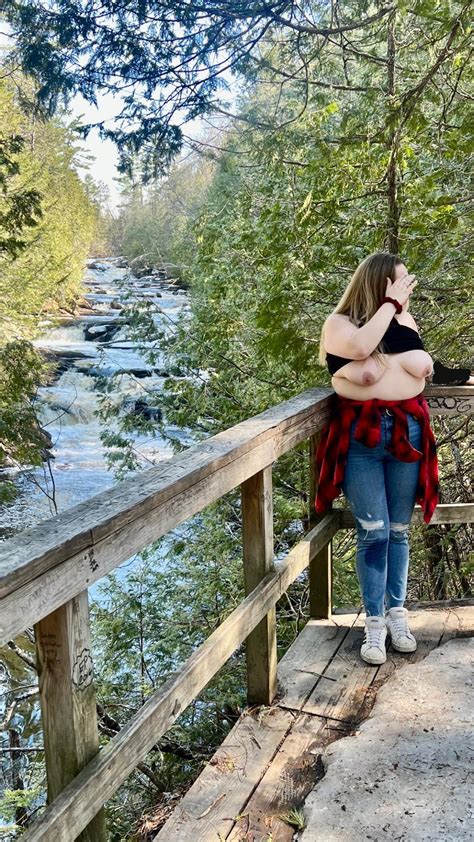 [F] Titties out hike, spot the location? : r/naked_maine