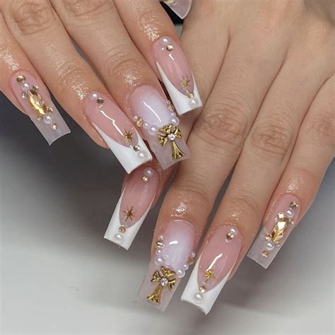 Pin by Yvette Antuna on Nails | Bling acrylic nails, White nails with ...