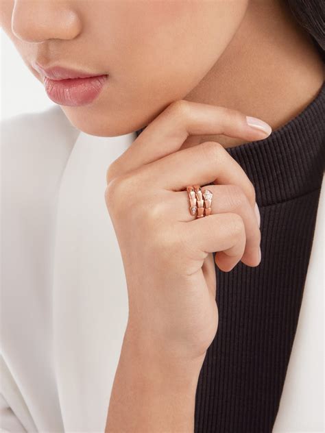 Serpenti Viper Ring Rose Gold 357866 | Ringe | Bvlgari Official Store