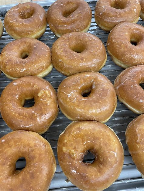 Leavitt's Country Bakery