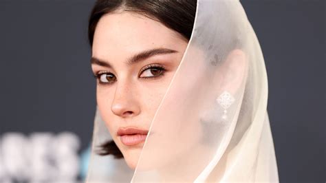 Gracie Abrams Is All In on the Whole Mouth Tape Thing | Allure