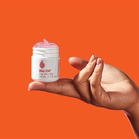 Buy Bio-Oil Dry Skin Gel with Soothing Emollients & Vitamin B3, Non ...