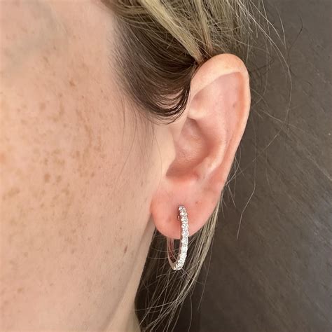 Diamond U-Hoop Earrings in 14k White Gold For Sale at 1stDibs